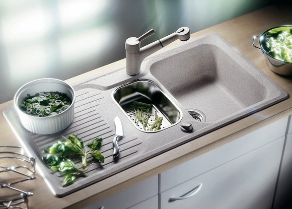 Вибір розміру кухонного миття безпосередньо залежить від того, як часто ви готуєте і який обсяг посуду використовується щодня
